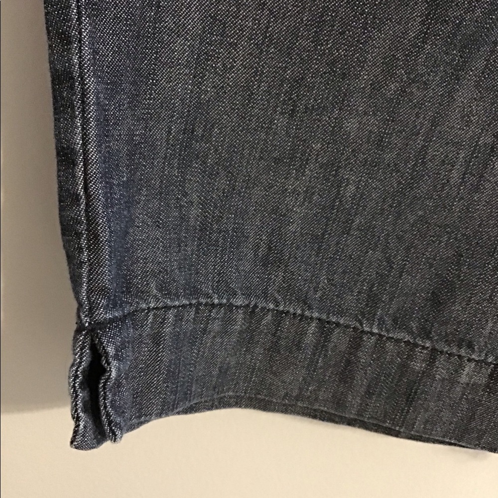 ☀️ New York & Co Bermuda Chambray Shorts Sz 14 ☀️ - Picture 6 of 6